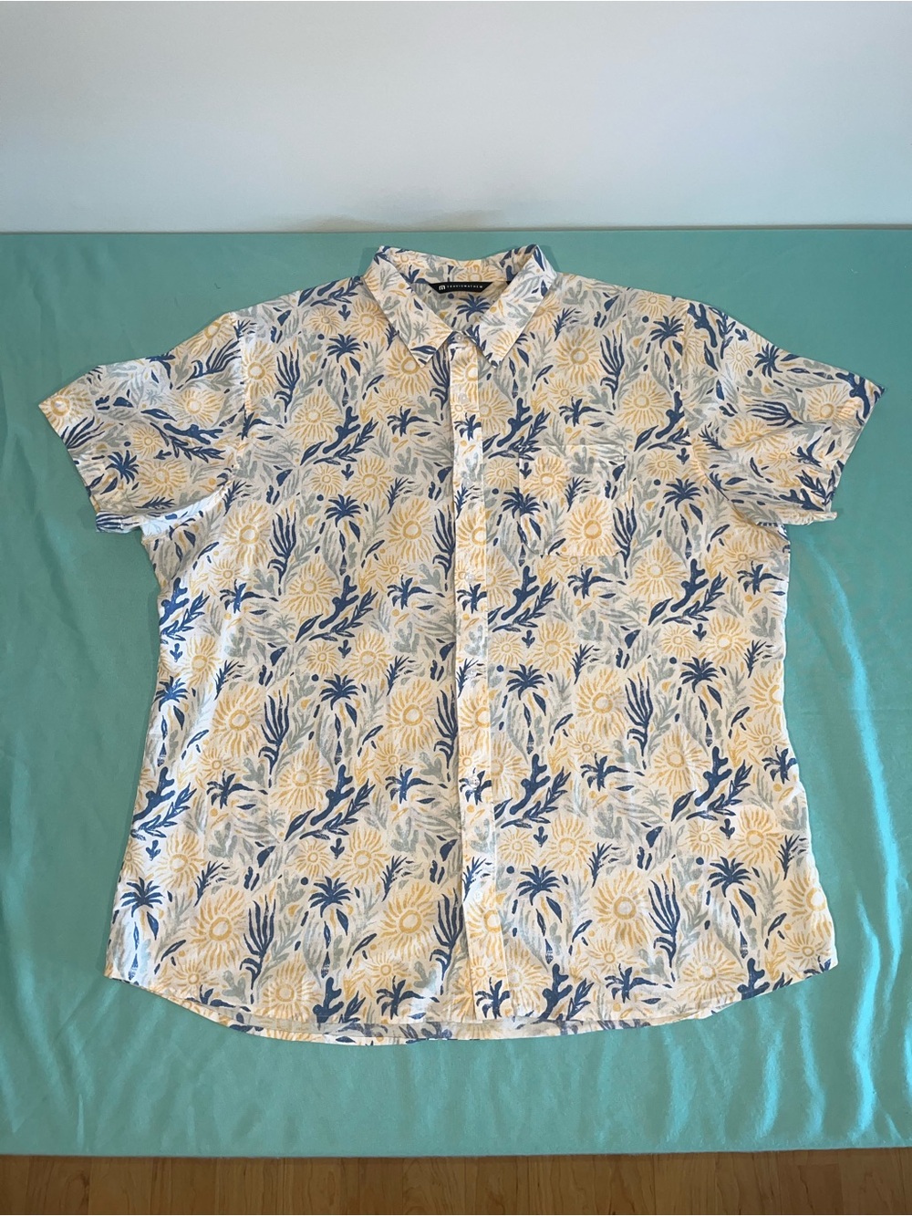 Travis Mathew Short-Sleeve Button-Down with Blue & Yellow Floral Print XXL